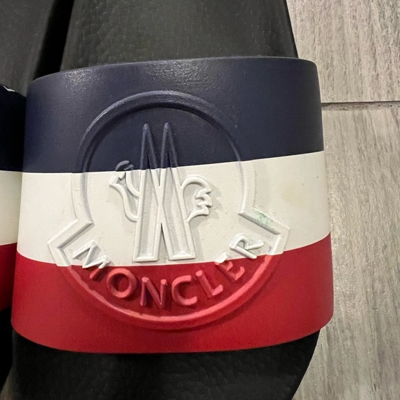 Men’s Moncler slides basile for pool/beach/summer size IT40 - Picture 2 of 6
